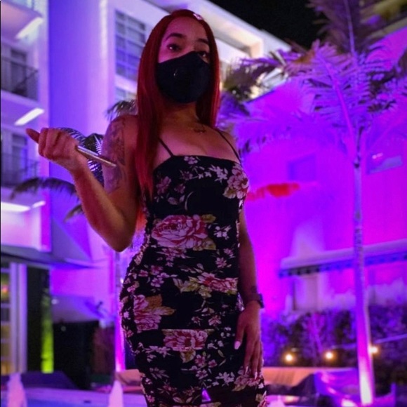 Shop My Boutique 😻👑 - Picture 8 of 8